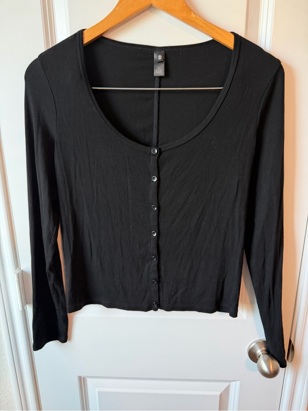 AG Adriano Goldschmied Ribbed Long-Sleeve Button-Front Shirt in Black
